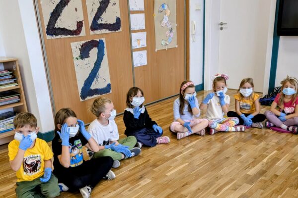 fdf57e48-1e0b-4e27-9fb7-94c724e2352a